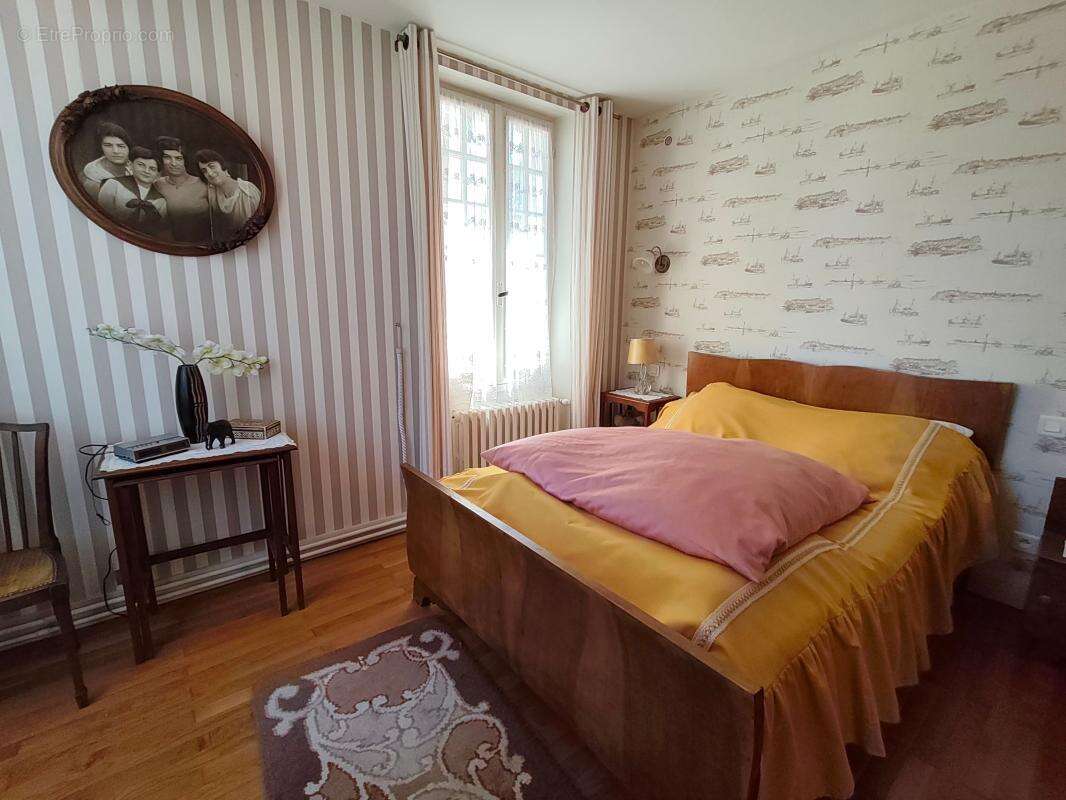 Maison à LUSSANT