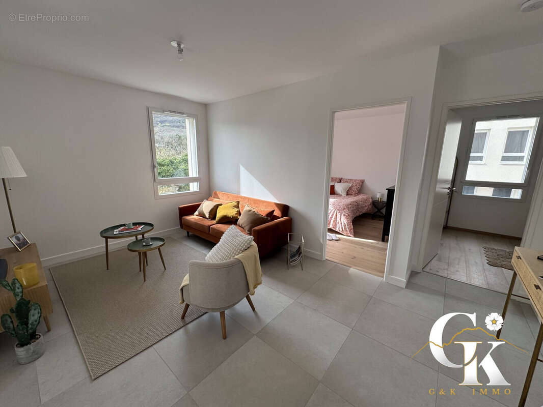 Appartement à LA TRONCHE