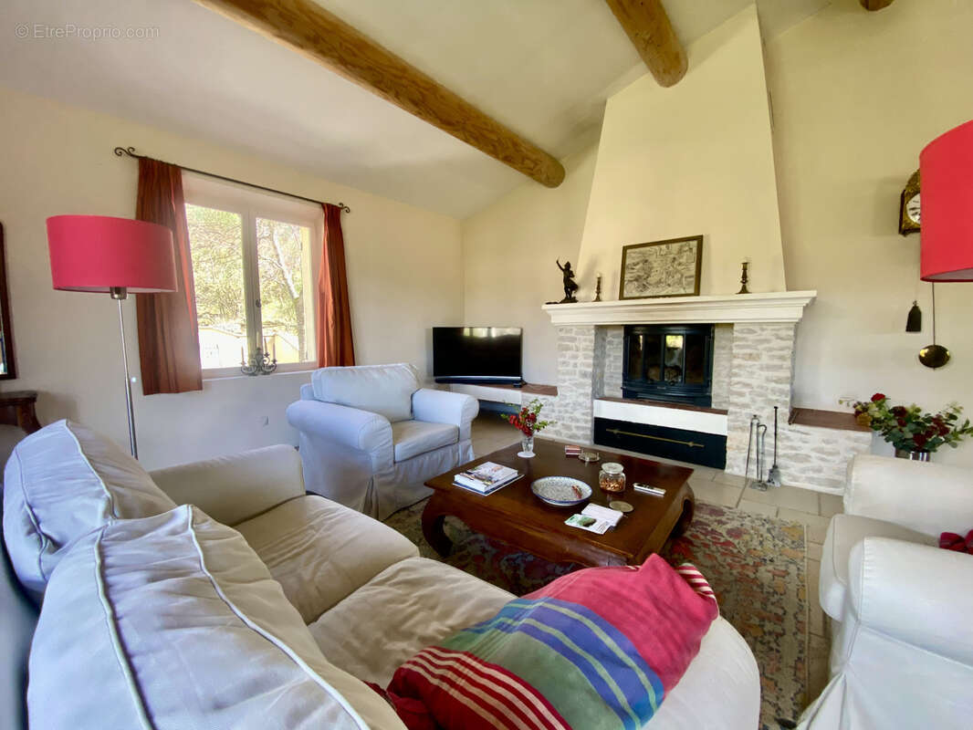 Maison à BUIS-LES-BARONNIES