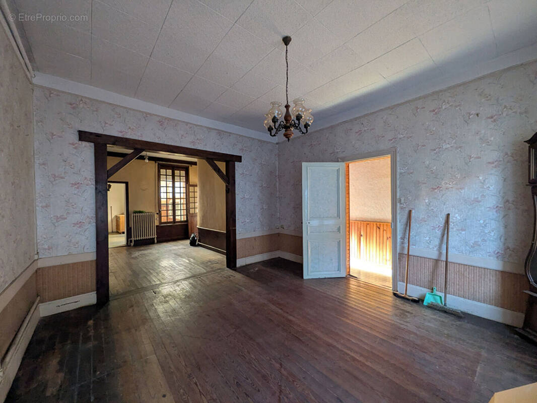 Maison à BOHAIN-EN-VERMANDOIS