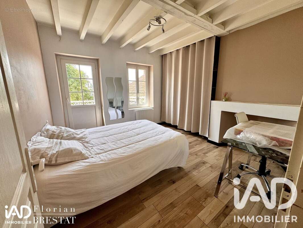 Maison 132 m² à Aureilhan  - photo 6