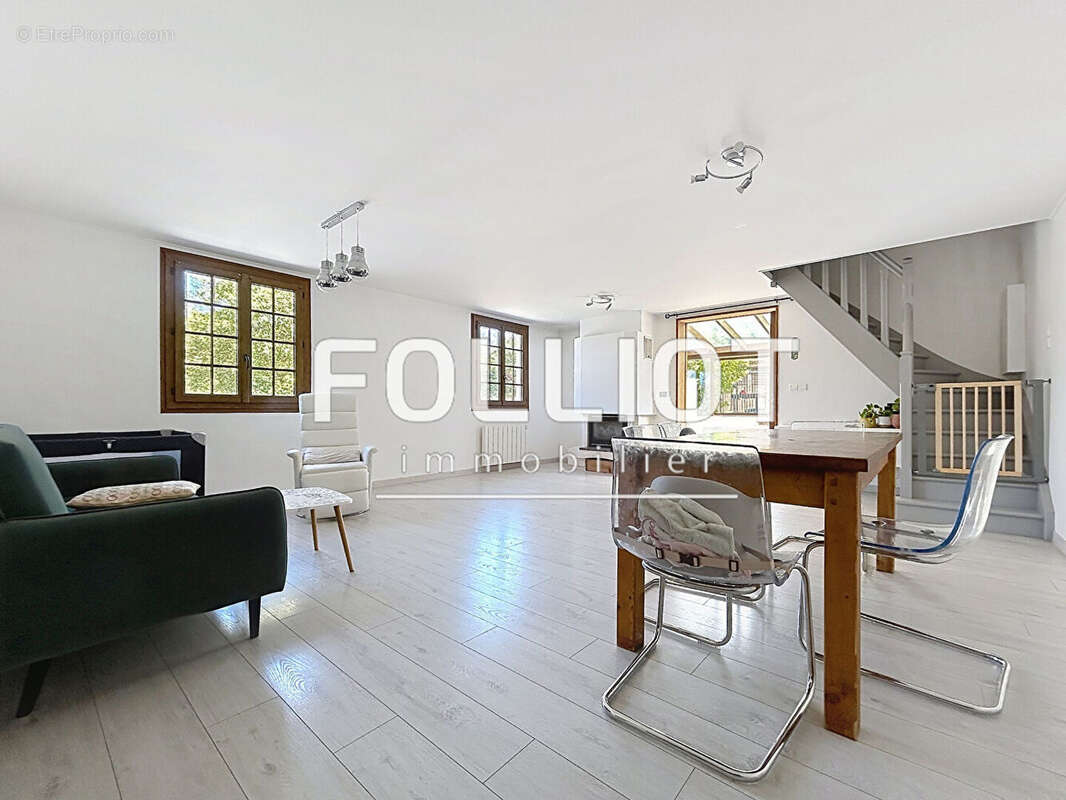Maison 6 pièces à vendre à Coudeville sur Mer 50290 - photo 5