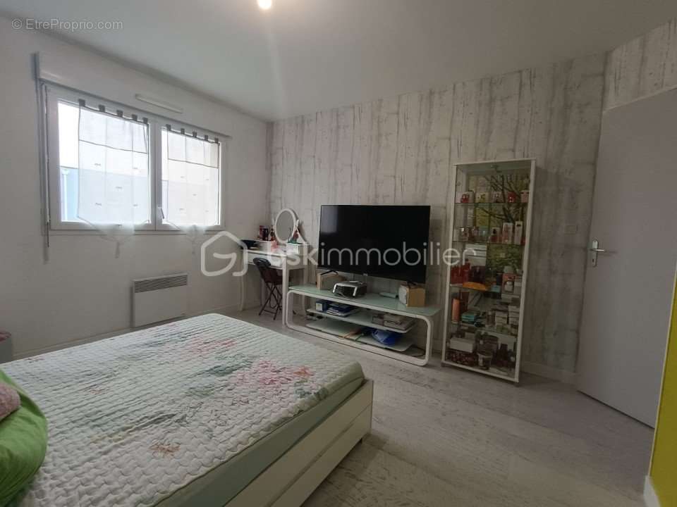 Maison à NOYAL-CHATILLON-SUR-SEICHE