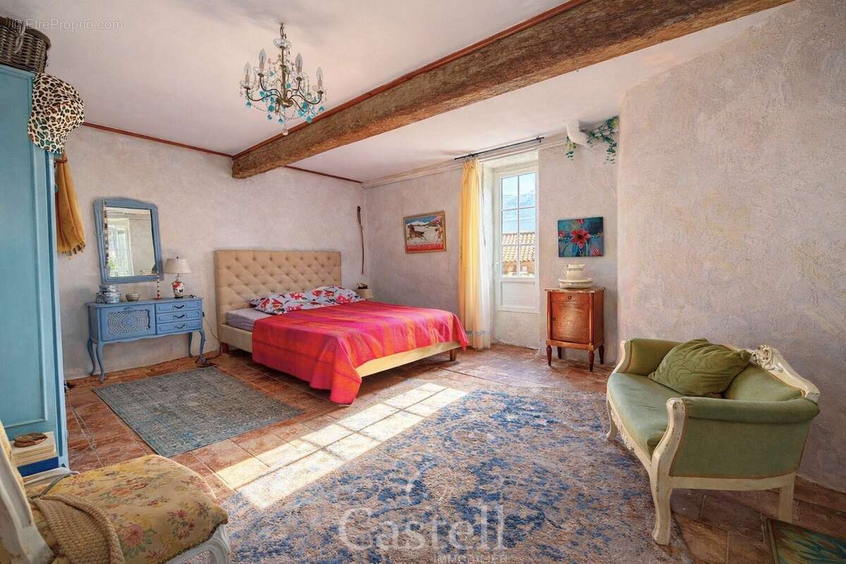 Maison à BESSAN