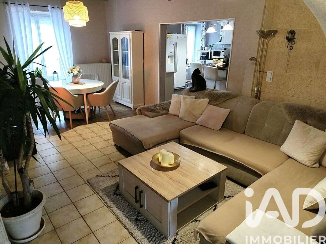 Maison 103 m² à Bargny  - photo 3