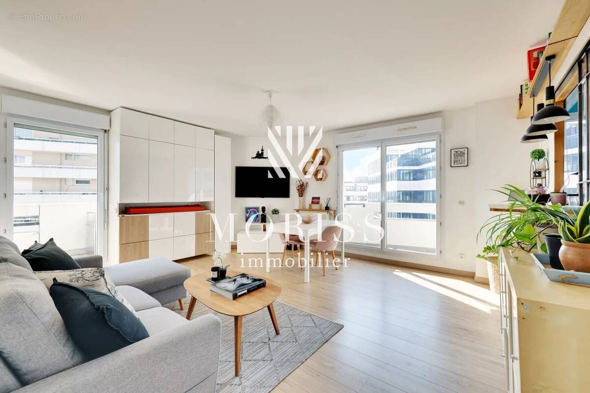 Appartement à LEVALLOIS-PERRET