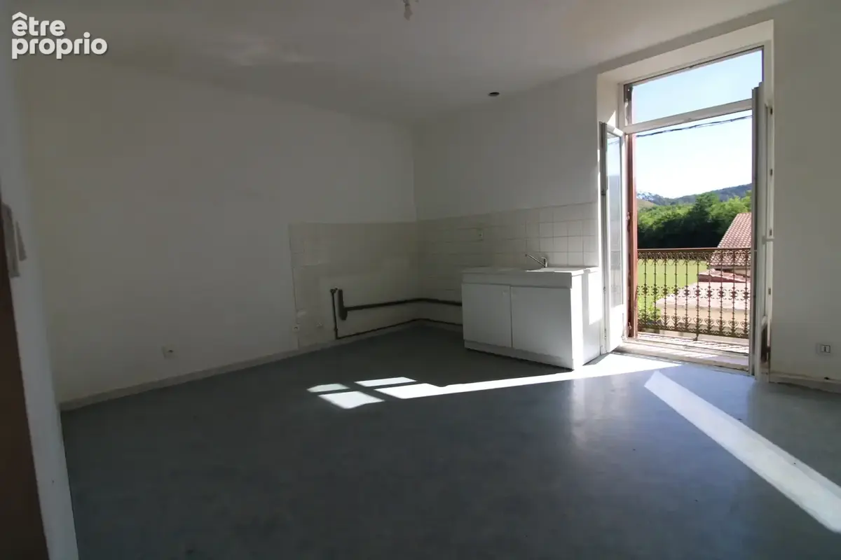 IMMEUBLE d'un total de 525 m2. - photo 10