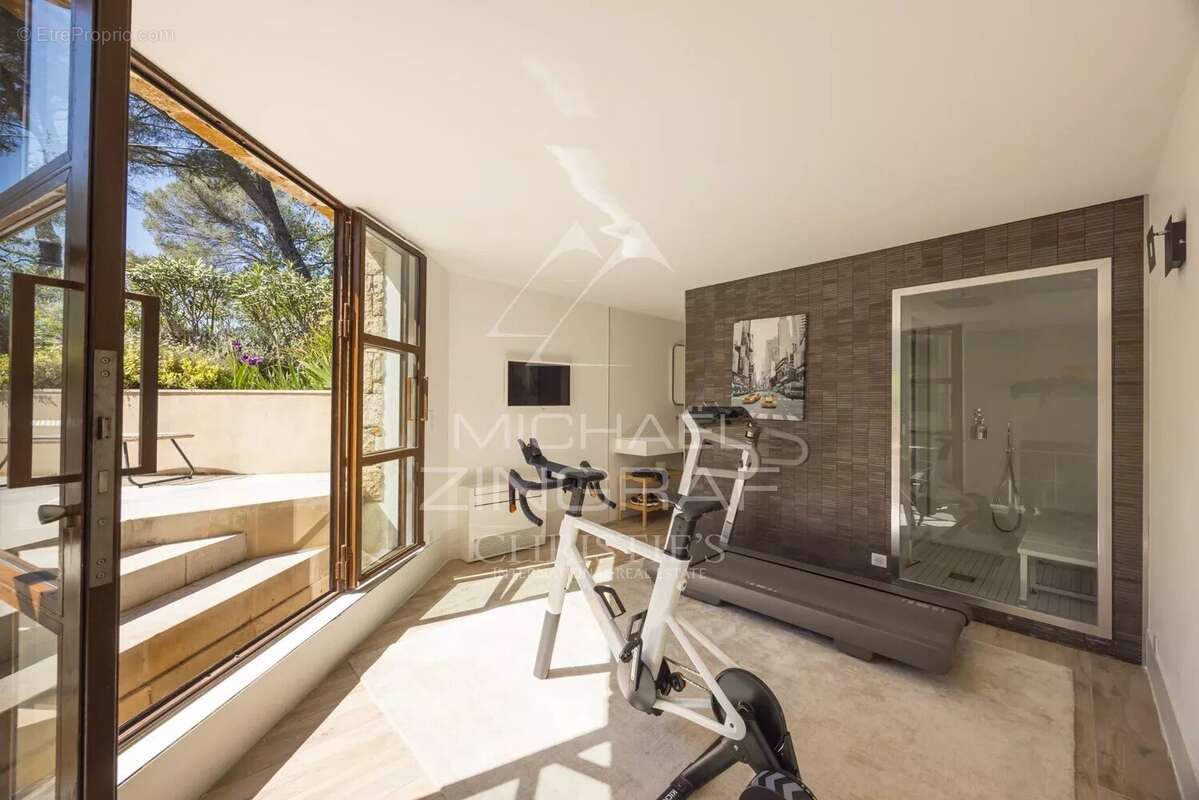 Maison à MOUGINS