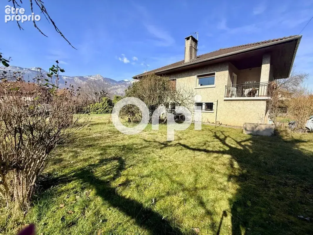 VILLARD-BONNOT – Maison indépendante 149 m² sur un terrain de 1 346 m² - photo 4