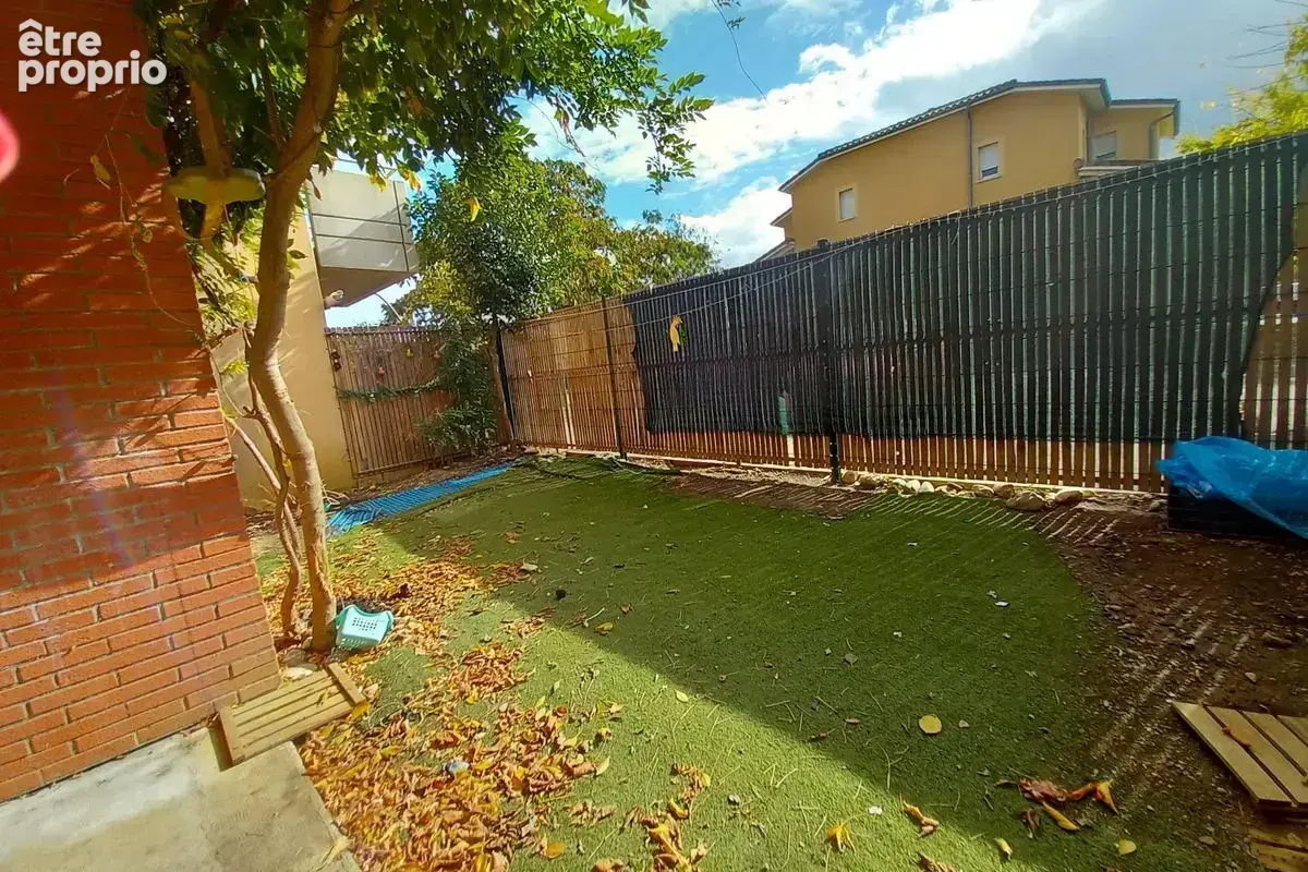 T4 avec jardinet et terrasse - photo 2