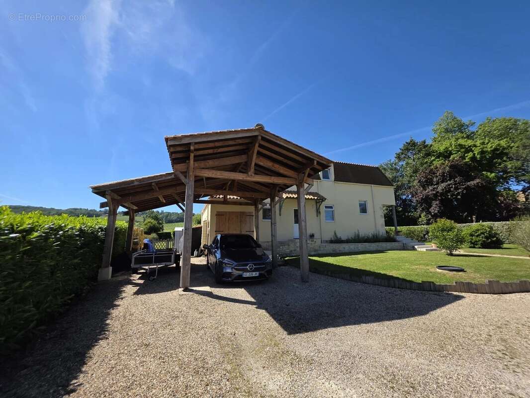 Maison à MONBAZILLAC