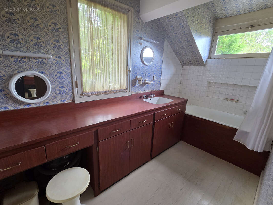 Maison à BELLERIVE-SUR-ALLIER