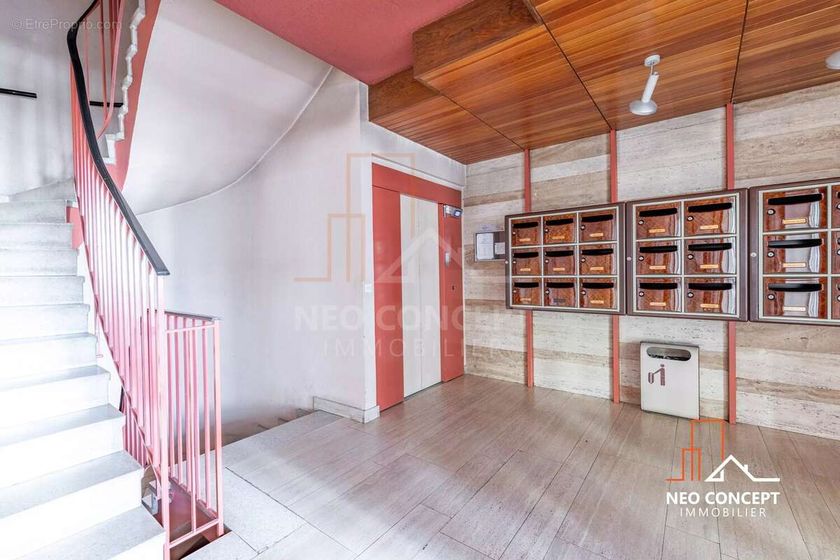 Appartement 2 pièces de 57,27 m² – Dernier étage – Ascenseur – Terrasse – Parking – Grenier - photo 10