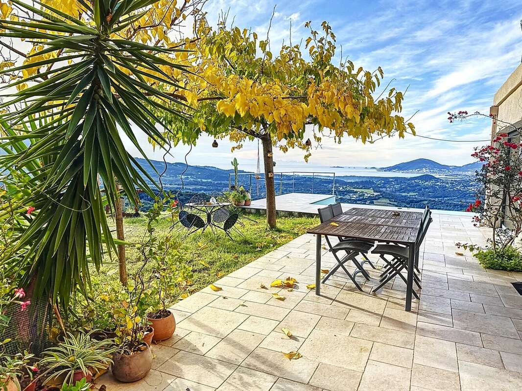 Maison à ECCICA-SUARELLA