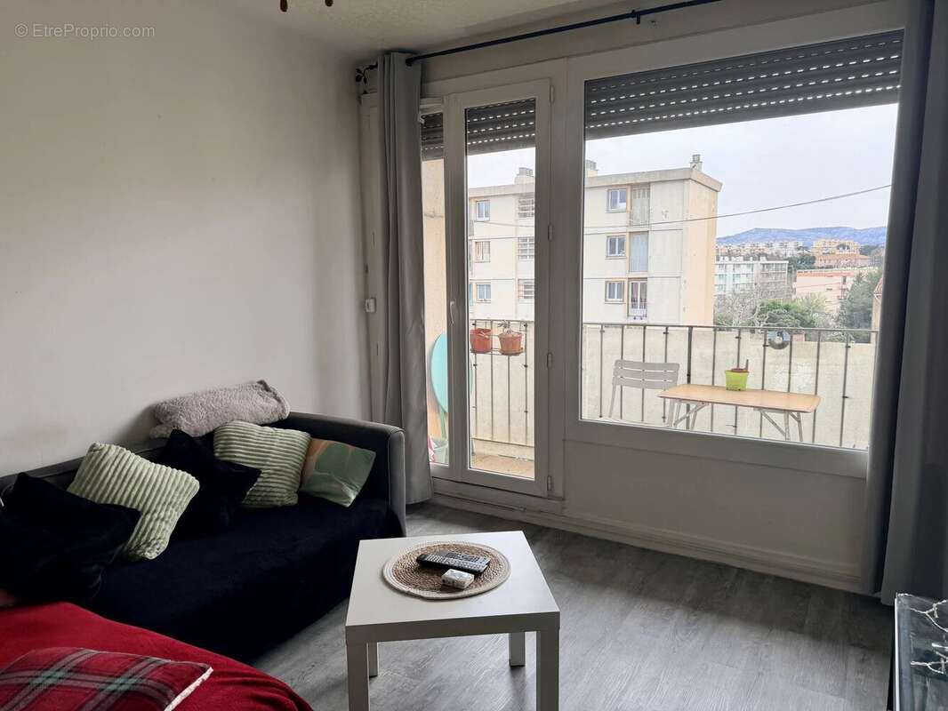 Appartement à MARSEILLE-10E