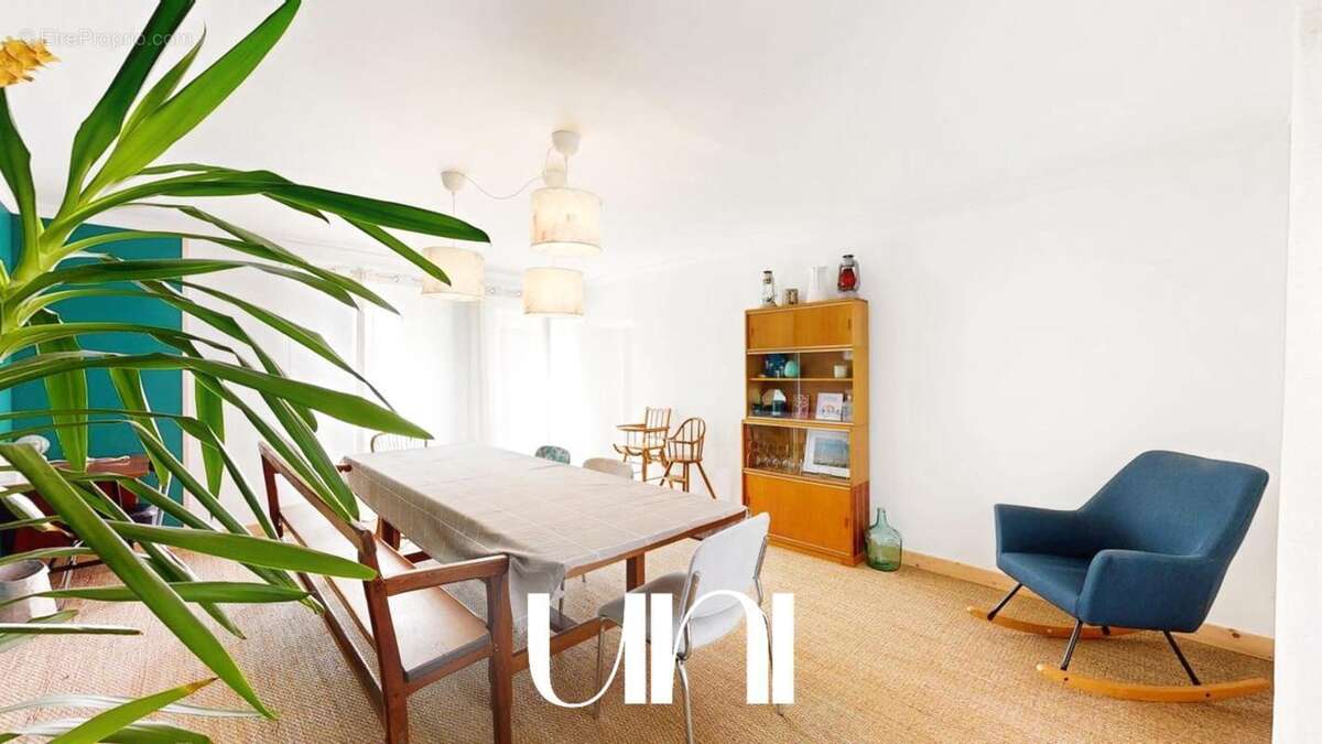 Maison à MEZIDON-CANON