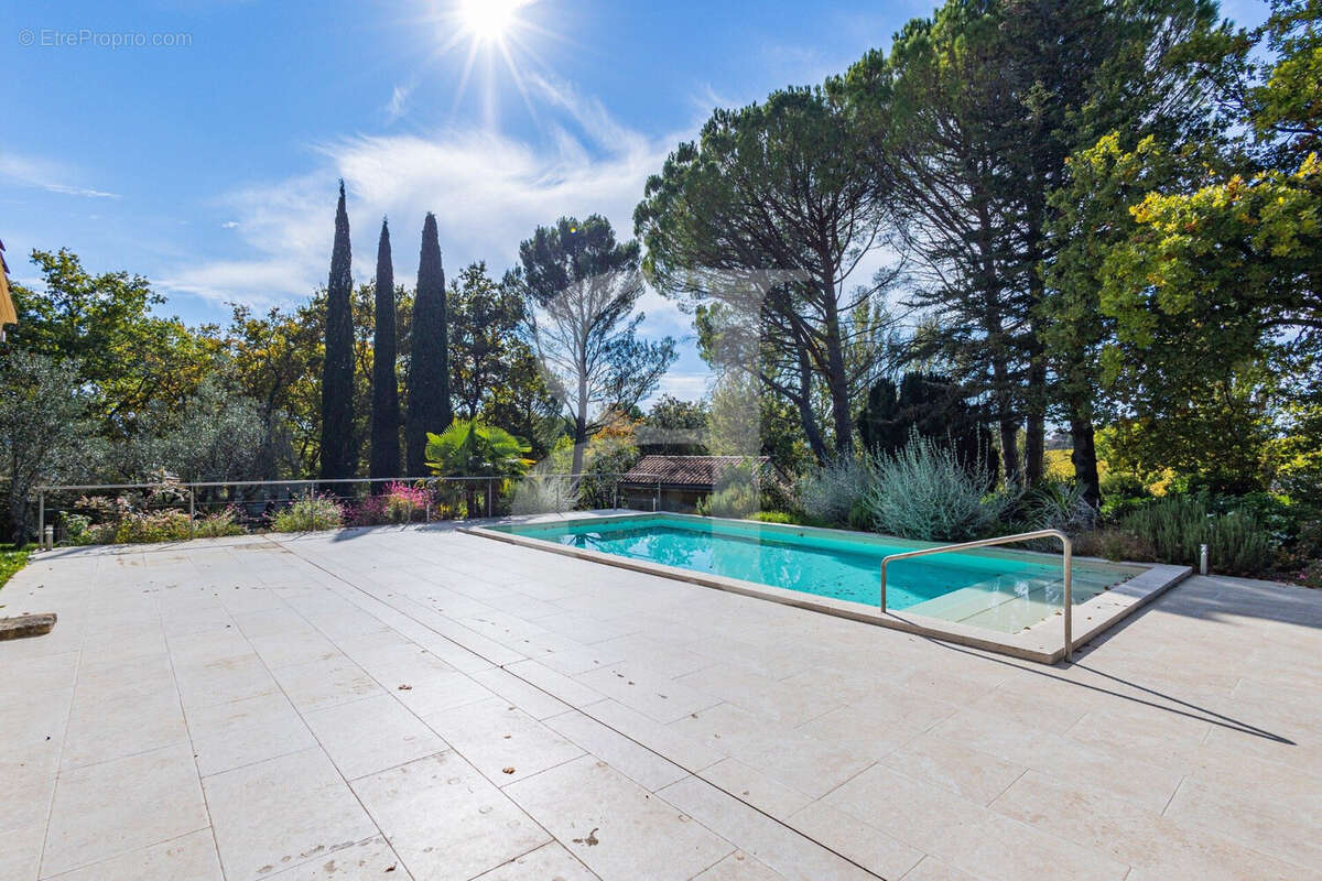 Maison à VAISON-LA-ROMAINE