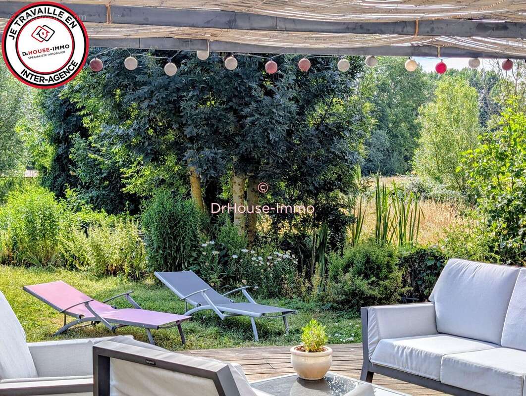 Maison 204 m² à Meung-Sur-Loire  - photo 4
