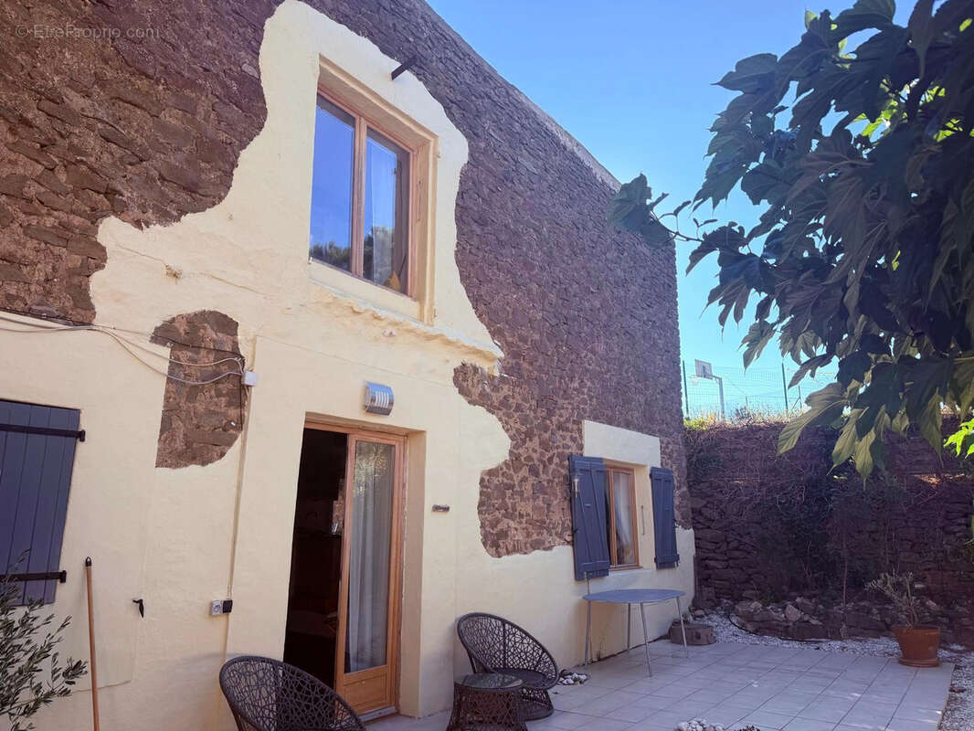 Maison à ESCALES