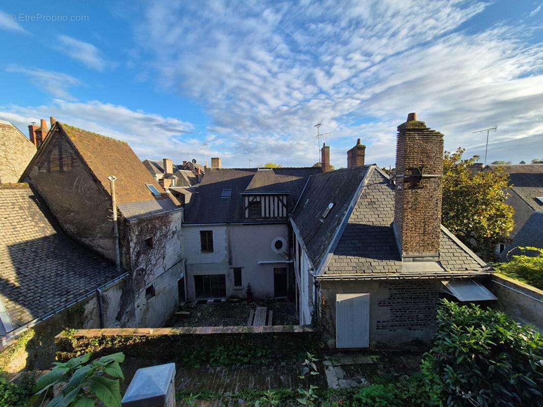 Maison à CHATEAU-RENAULT