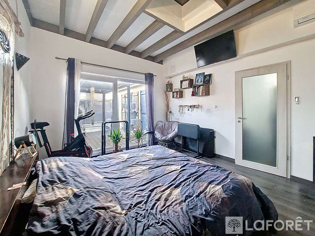 Maison à L'ISLE-SUR-LE-DOUBS