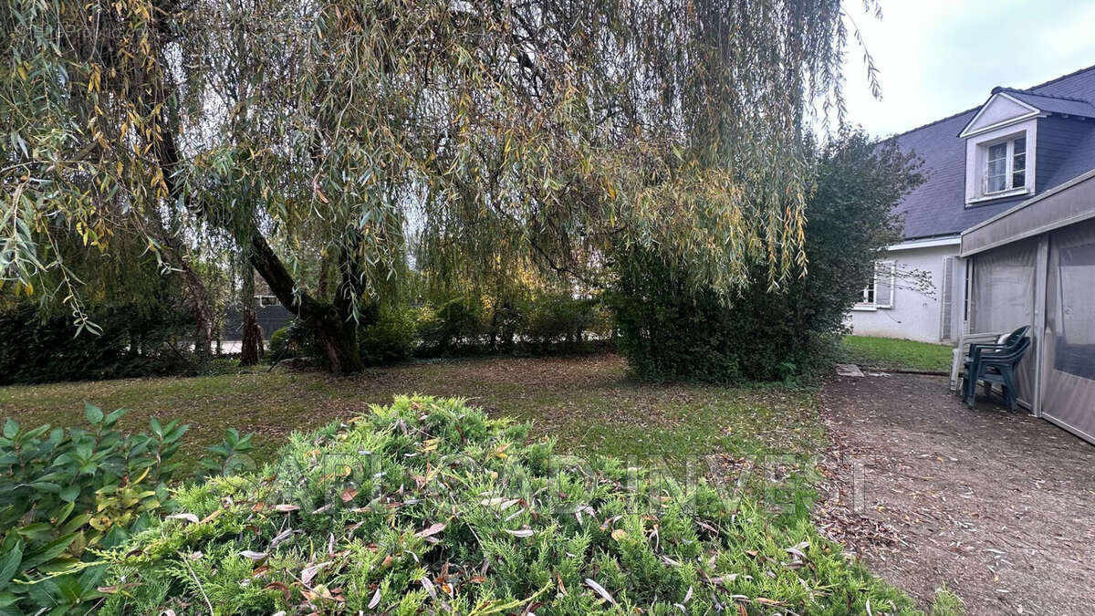 Maison à ARTANNES-SUR-INDRE