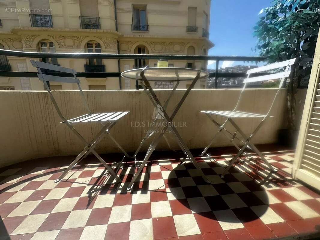 Appartement à NICE