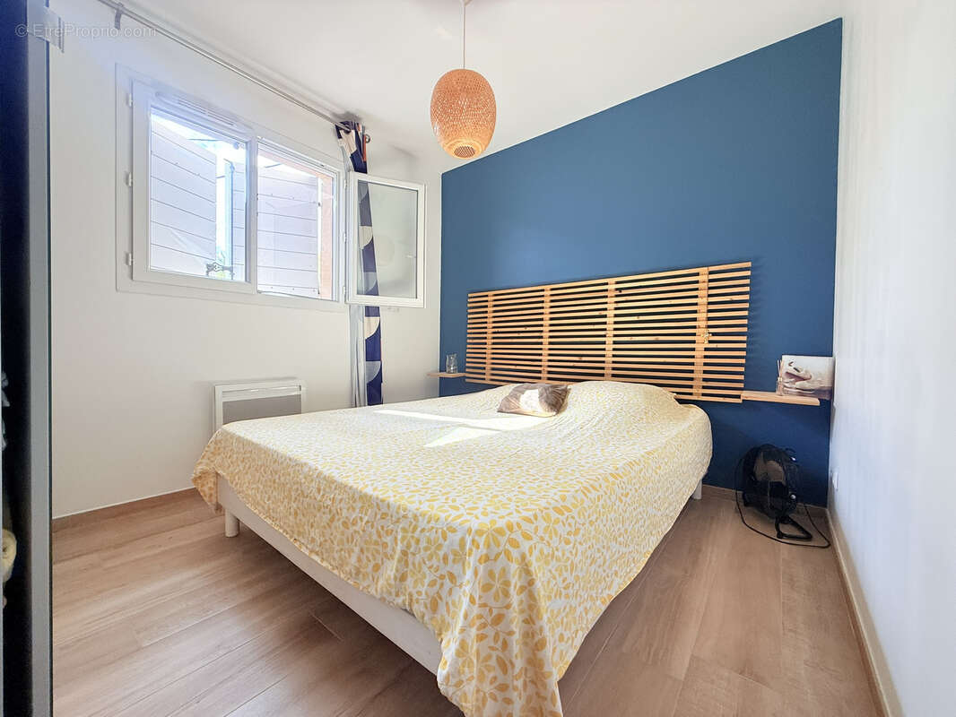 Maison à LE REVEST-LES-EAUX