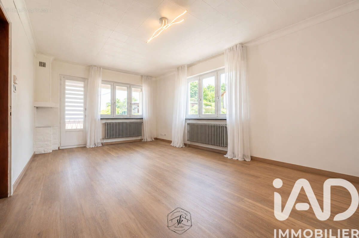 Photo 4 - Maison à AUDUN-LE-TICHE