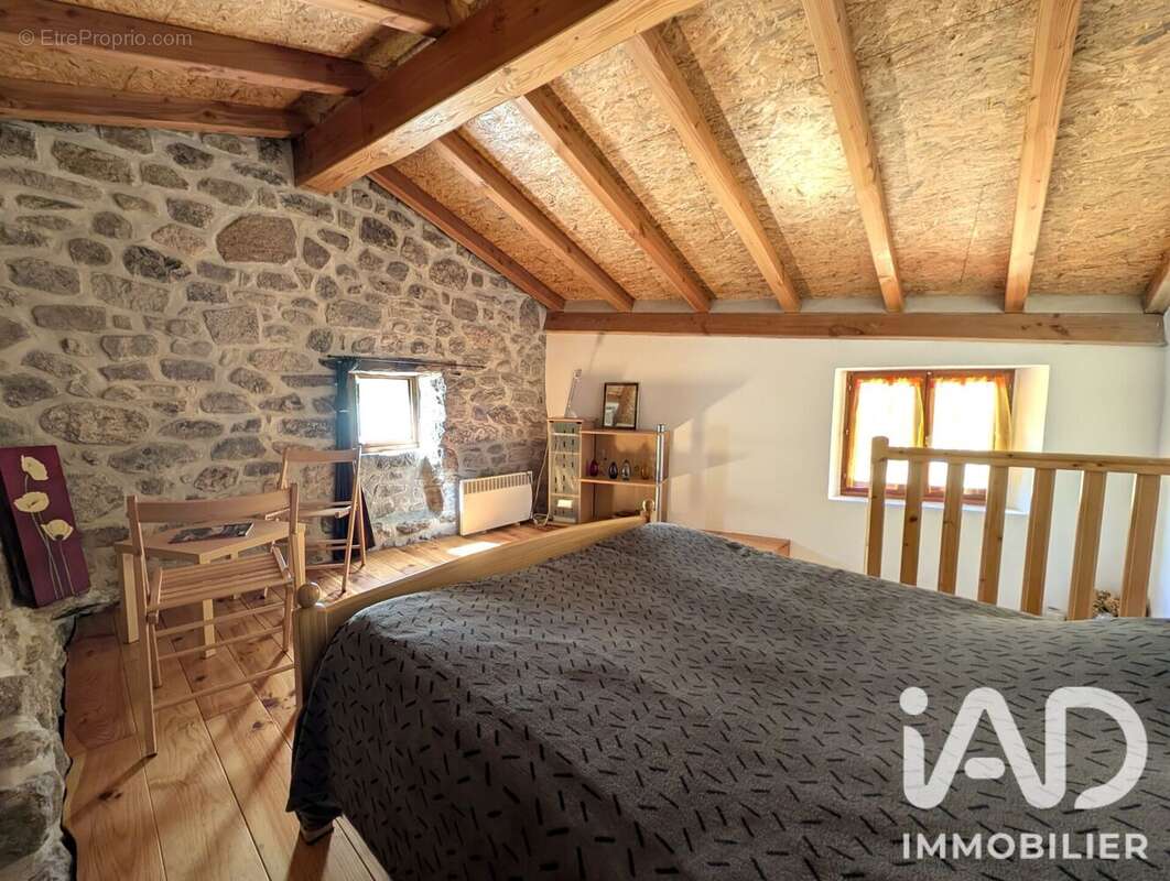 Maison 185 m² à Dornas  - photo 8