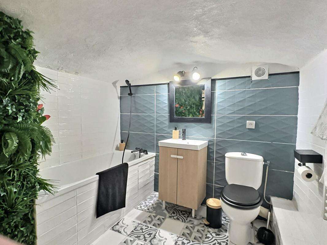 Appartement à LORGUES