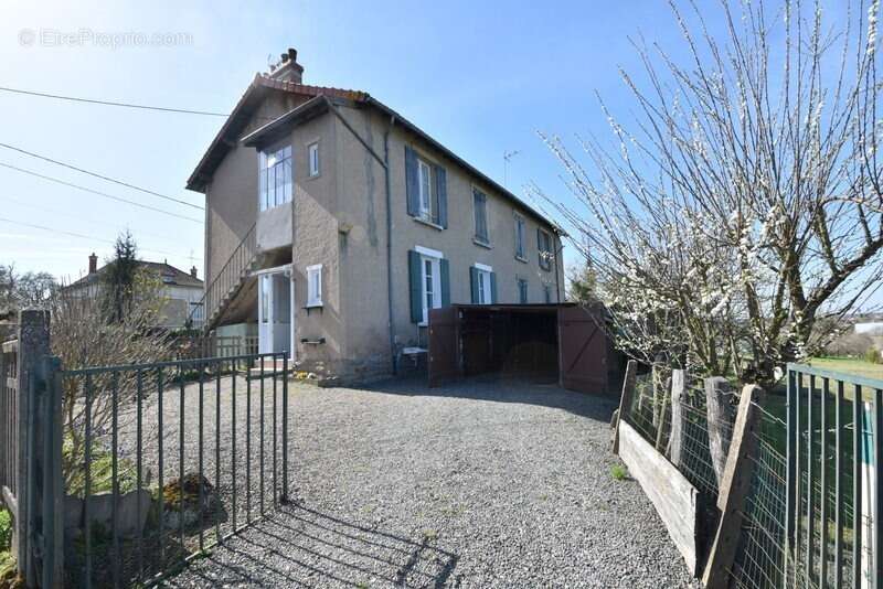 Appartement à CERCY-LA-TOUR