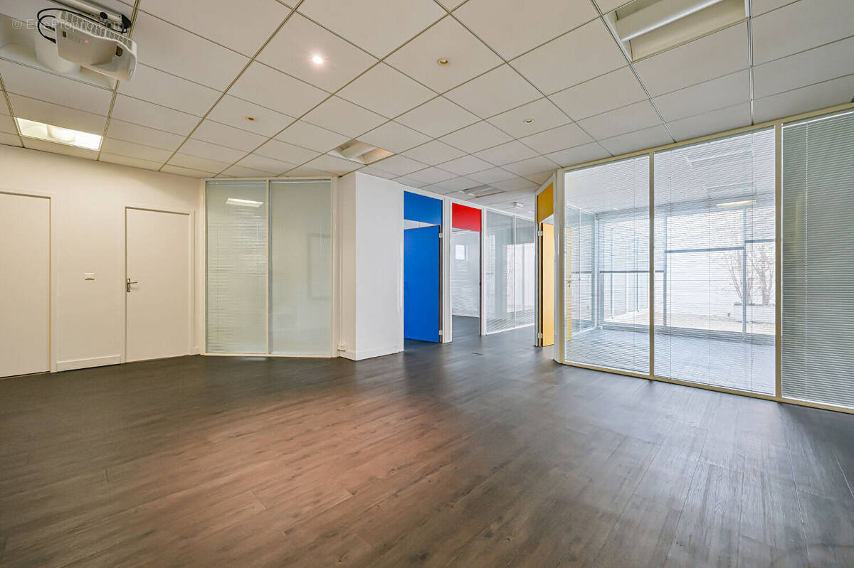 Commerce à PARIS-14E