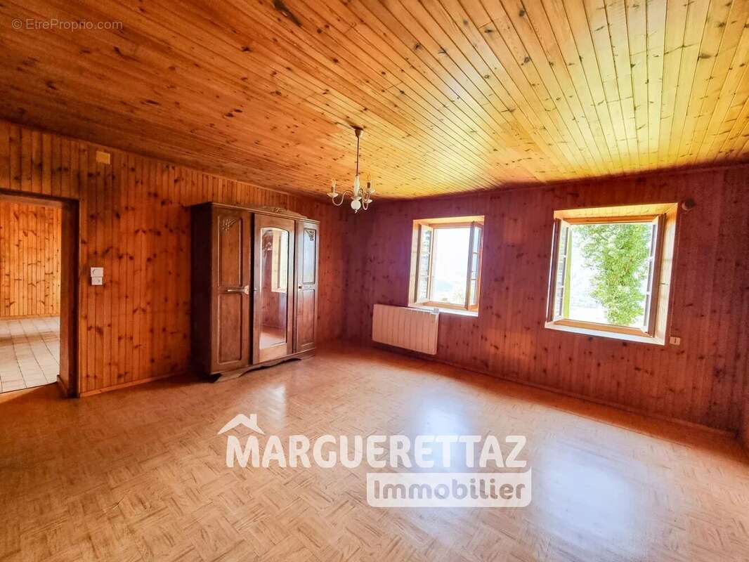 Maison à AYSE