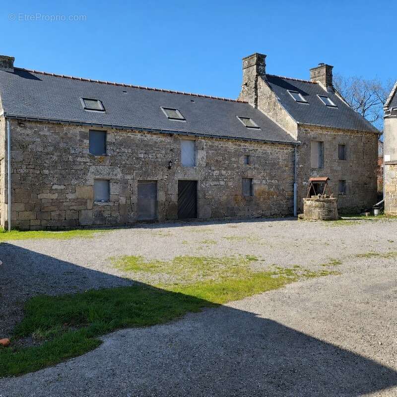 Maison à GUERN