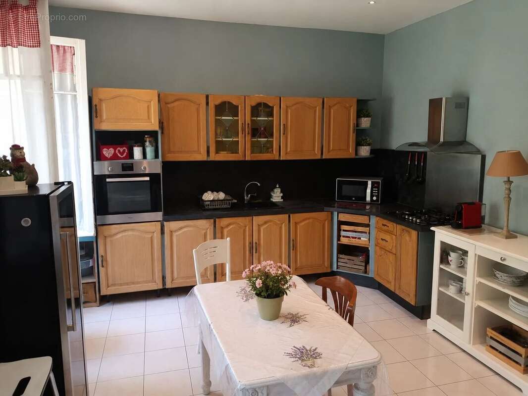 Parc Impérial – Appartement de caractère avec un potentiel exceptionnel et garage - photo 6