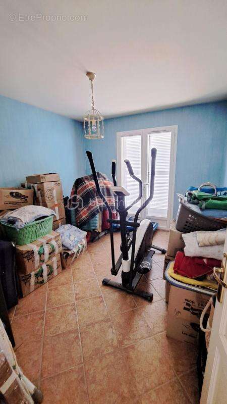 Maison à LA CHAPELLE-GONAGUET