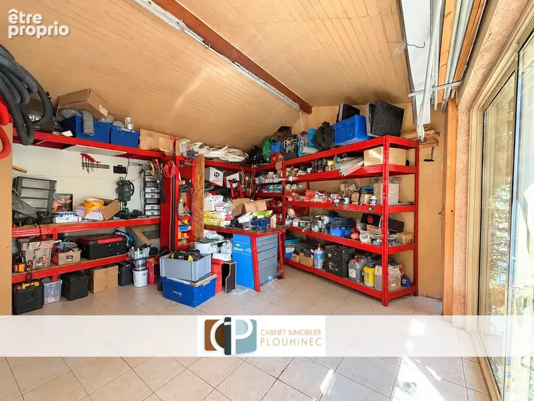 NOUVEAUTÉ à Charnay-lès-Mâcon   Maison familiale avec piscine. - photo 16