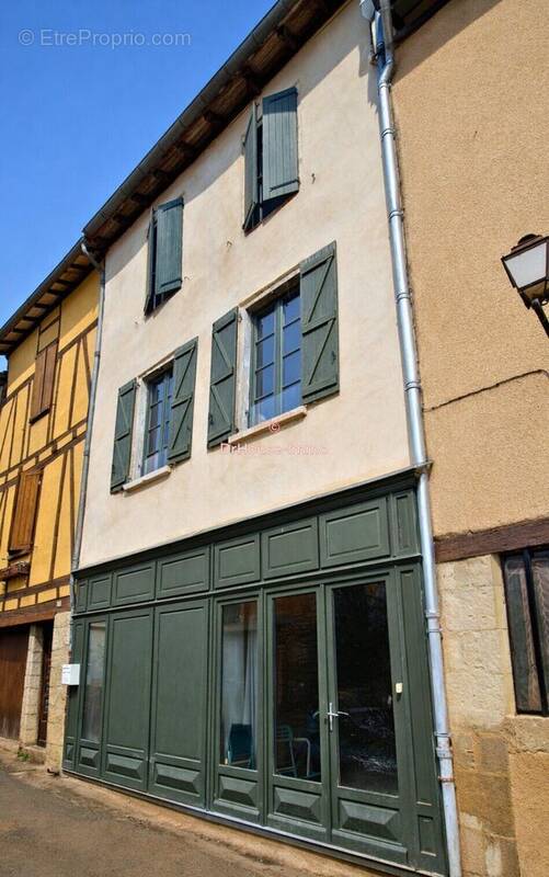 Maison à SAINT-ANTONIN-NOBLE-VAL