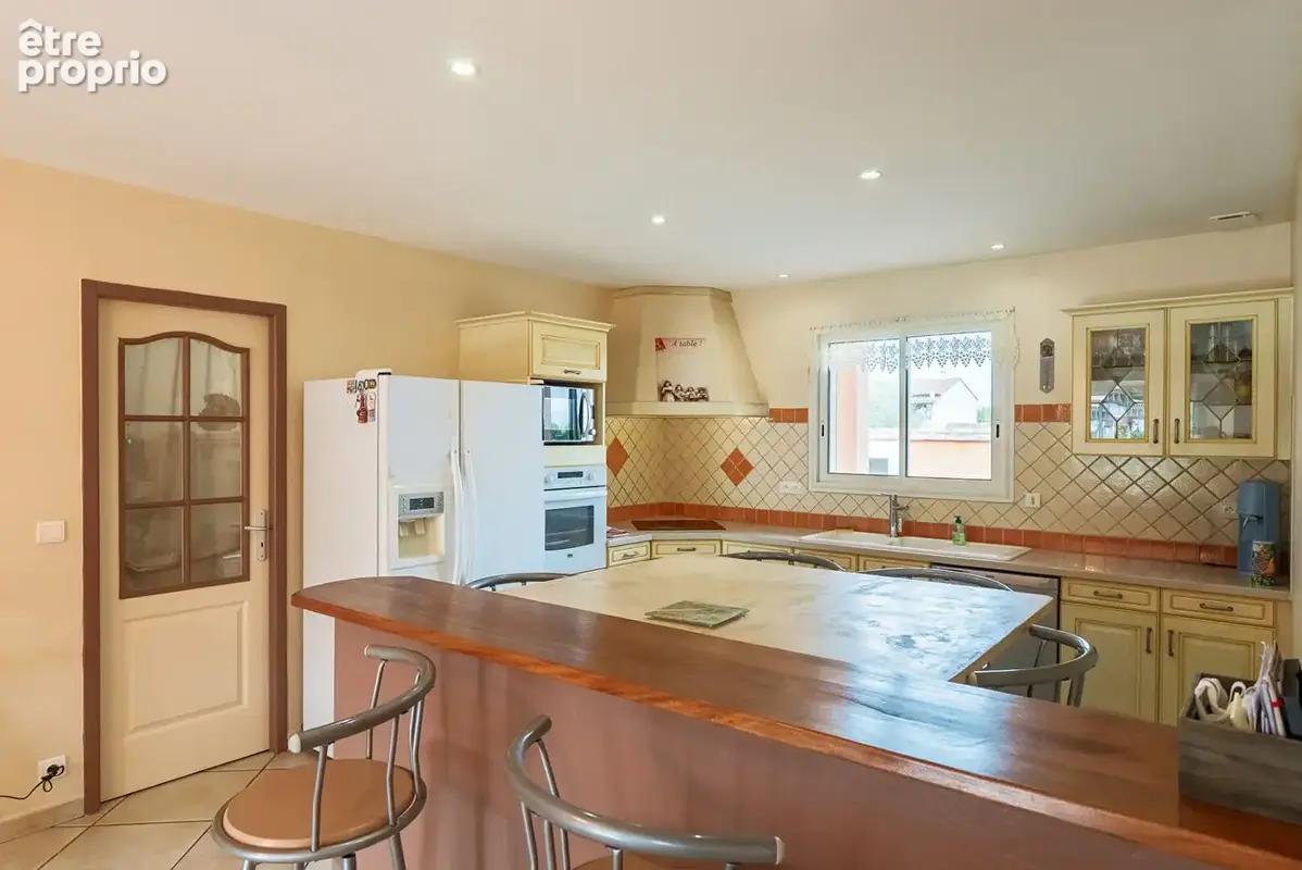 CARCASSONNE - CAUX-ET-SAUZENS  - Villa T5 194m² (149m² hab.) avec piscine, pool house, garage et vaste jardin arboré - photo 9