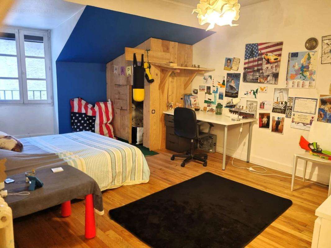 Maison à VILLEFRANCHE-DE-ROUERGUE