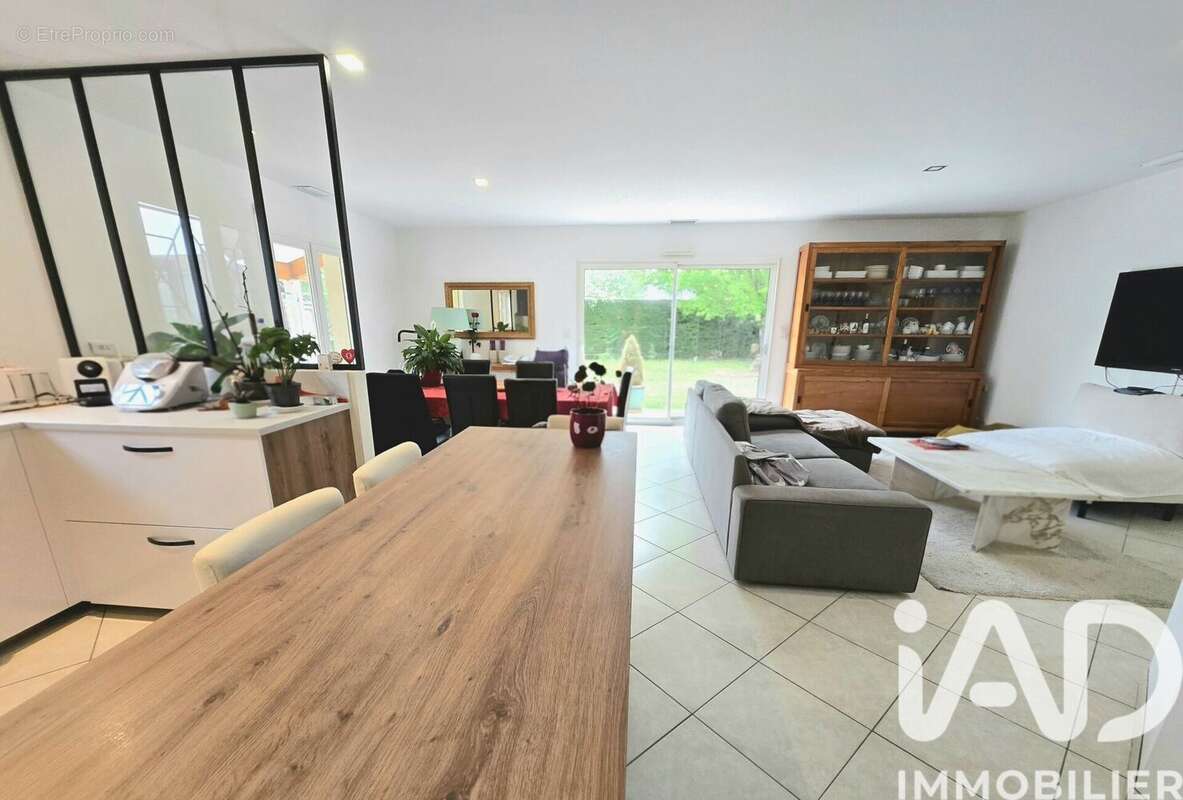 Photo 4 - Maison à SAINT-SYMPHORIEN