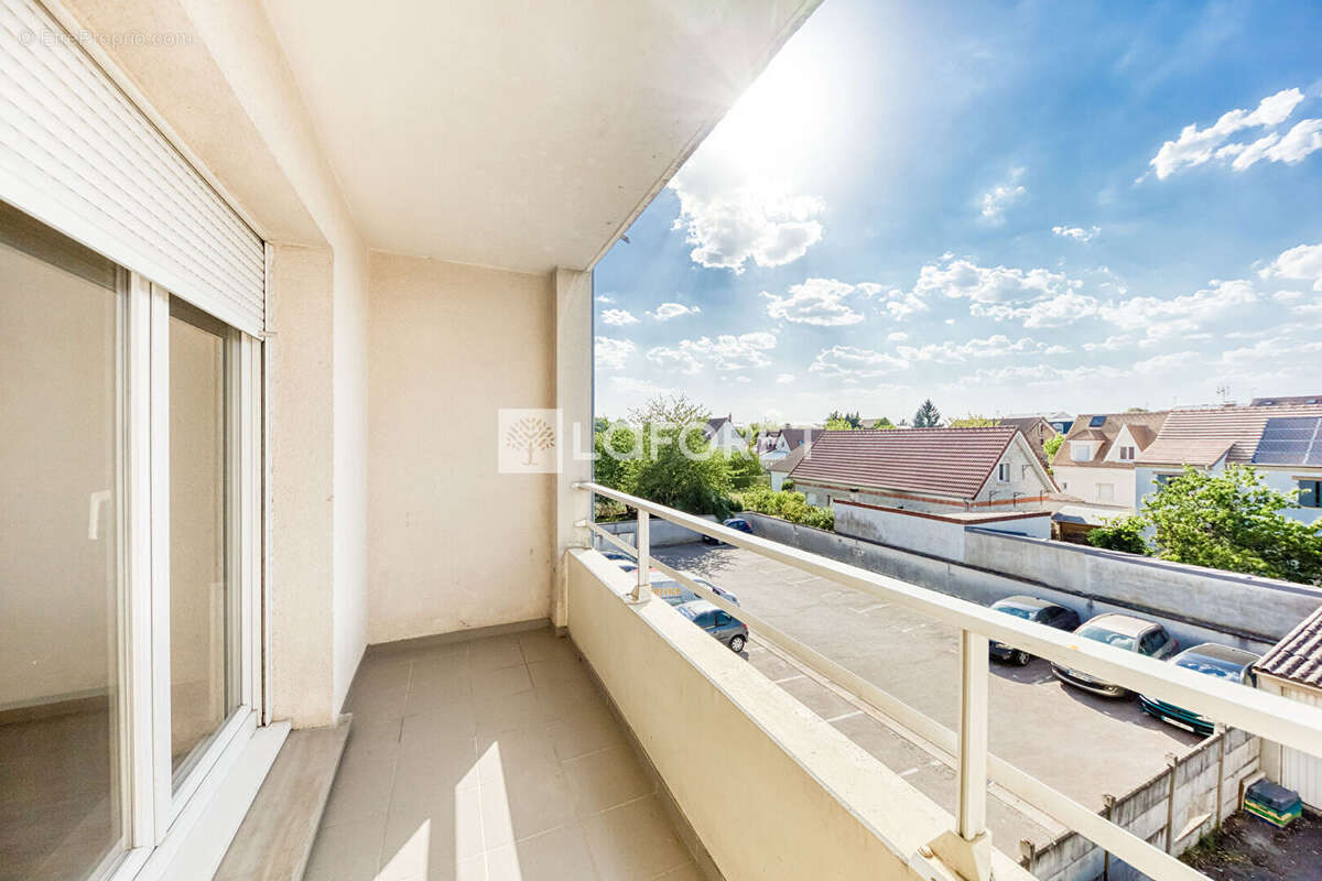 Appartement Pontault Combault 1 pièce(s) 25.72 m2 - photo 7
