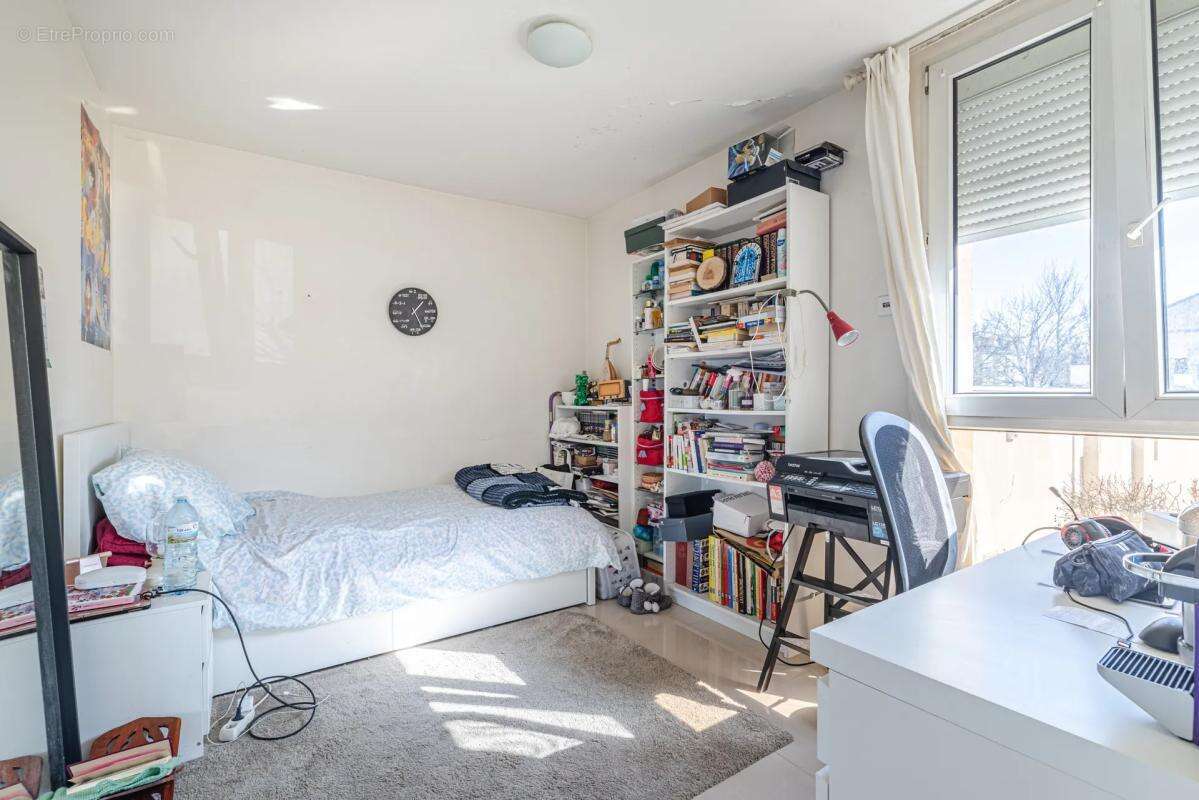 Appartement à THIAIS