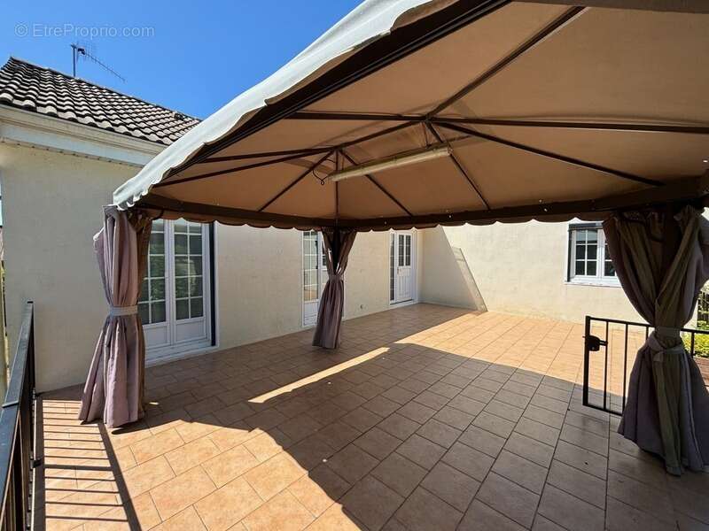 Maison à LIZY-SUR-OURCQ