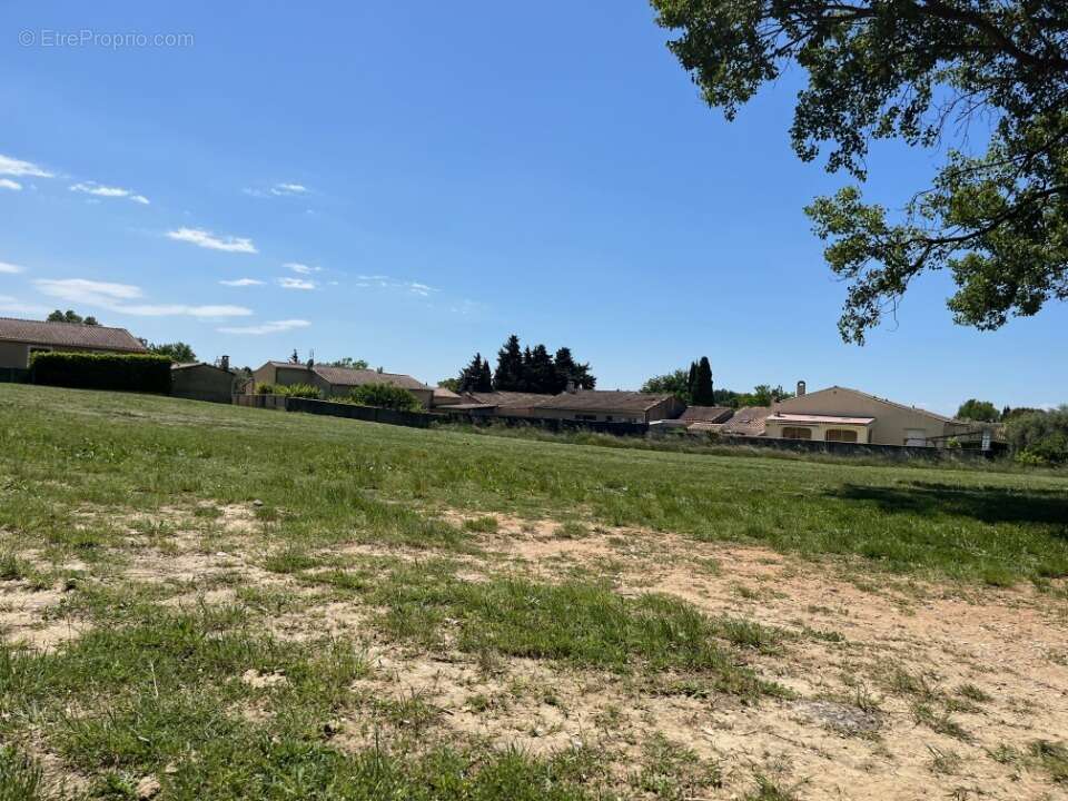 Terrain à BOLLENE