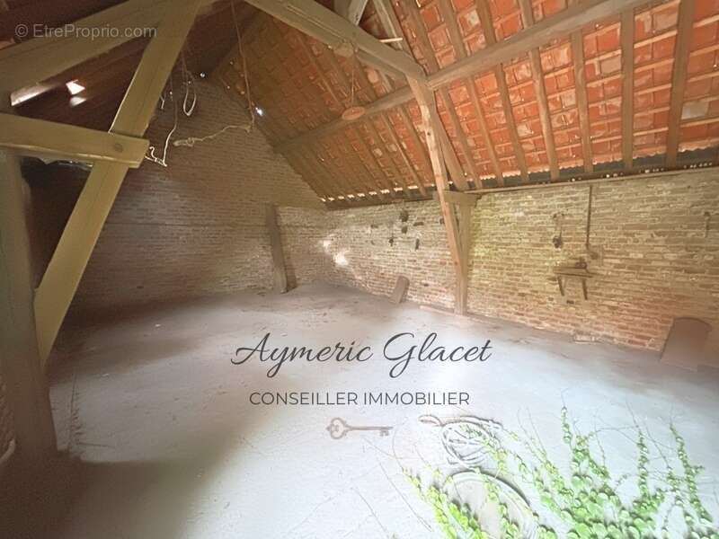  Noyelles-sur-Selle — Grande maison familiale de 234 m², dépendances et cour pavée. Une maison de caractère, désormais à 276 000 - photo 19