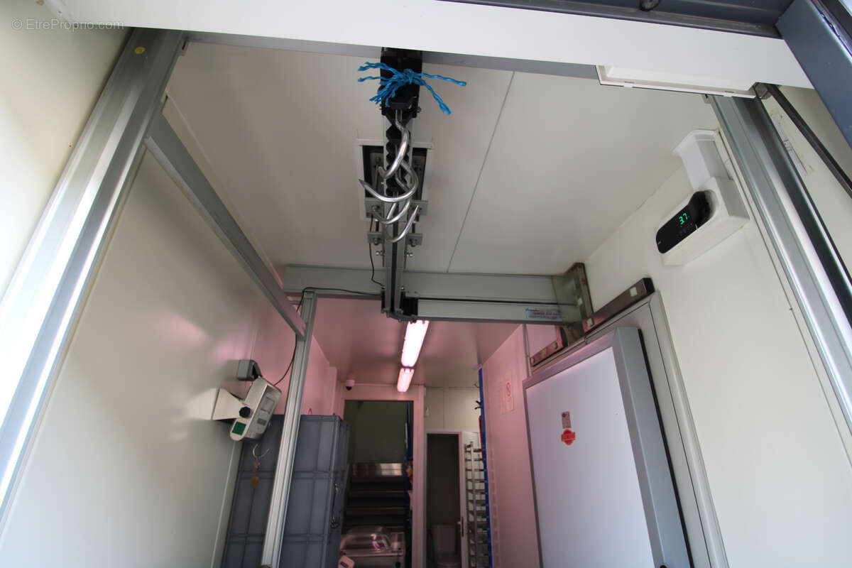 Commerce à MARSEILLE-11E