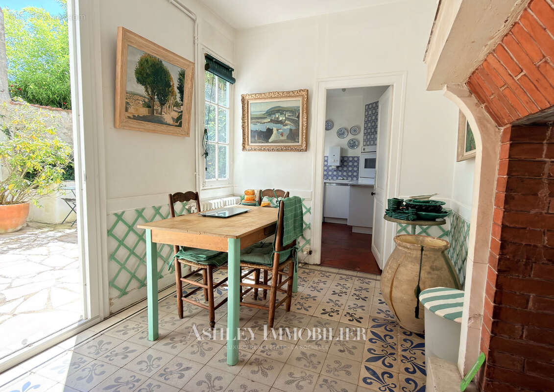 À vendre - maison de caractère à rafraichir - la rochelle - la genette - photo 18