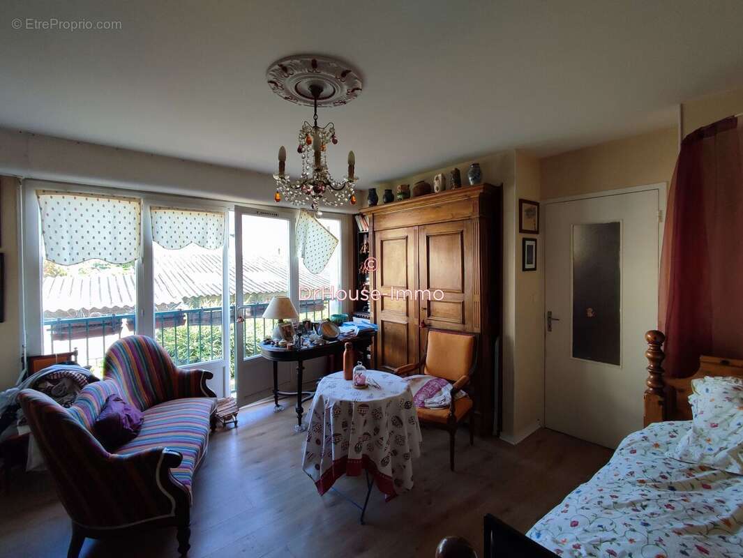 Appartement 30 m² à Caen  - photo 6